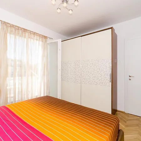 Apartment Iva - Two-bedroom With Balcony And View