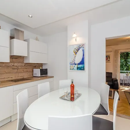 Iva 31 - Two-bedroom With Balcony And View Apartmán Dubrovník