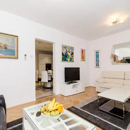 Iva 31 - Two-bedroom With Balcony And View * Dubrovnik