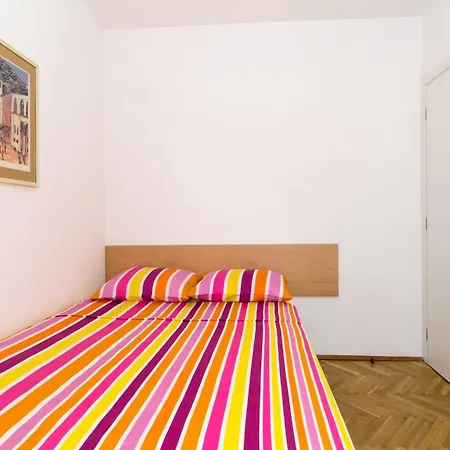 Iva - Two-bedroom With Balcony And View