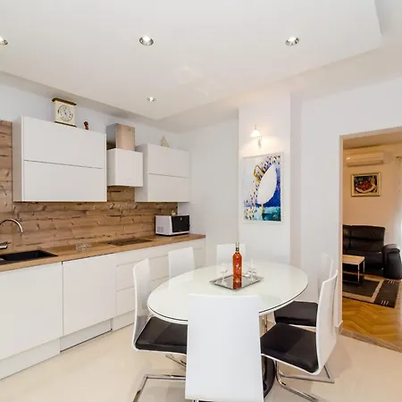 Iva 31 - Two-bedroom With Balcony And View * Dubrovnik