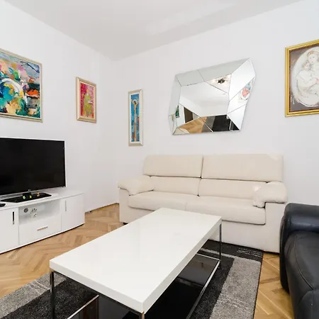 Iva 31 - Two-bedroom With Balcony And View Dubrovník