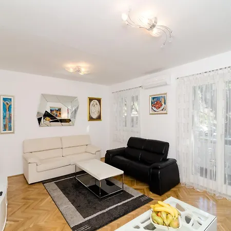 Iva 31 - Two-bedroom With Balcony And View * Dubrovnik