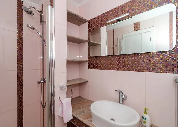 Apartamento Iva 31 - Two-bedroom With Balcony And View *