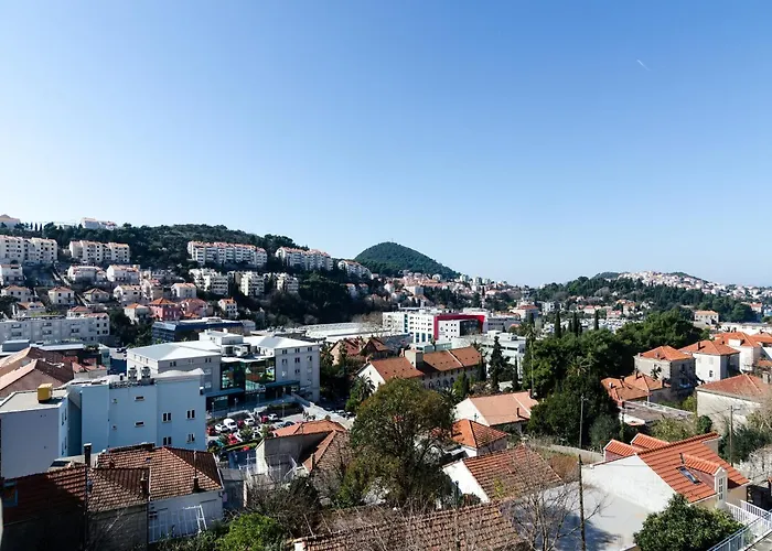 Apartamento Iva 31 - Two-bedroom With Balcony And View *