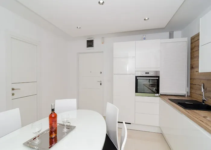 Apartamento Iva 31 - Two-bedroom With Balcony And View