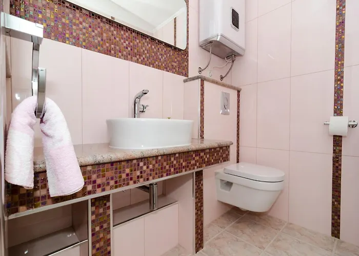 아파트 Iva 31 - Two-bedroom With Balcony And View *