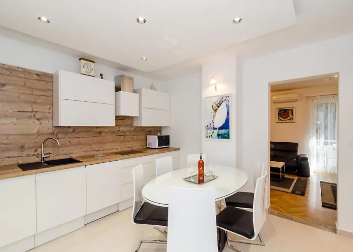 Iva 31 - Two-bedroom With Balcony And View * 두브로브니크